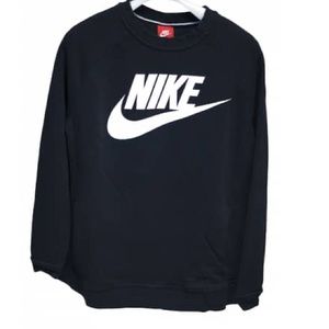 NIKE
WOMENS ESSENTIAL FLEECE CREW SWEATSHIRT